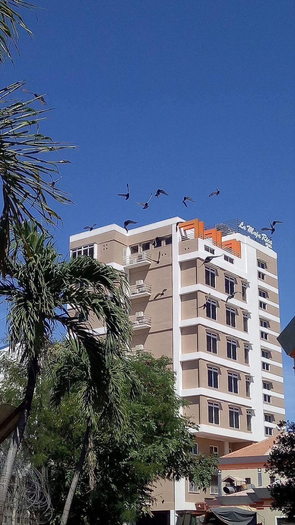 La Maja Rica Hotel Tarlac City Εξωτερικό φωτογραφία