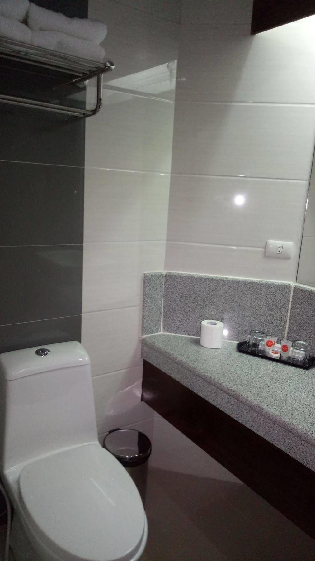 La Maja Rica Hotel Tarlac City Εξωτερικό φωτογραφία
