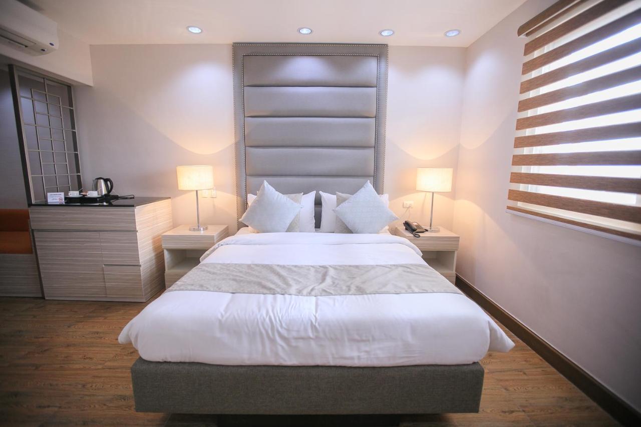 La Maja Rica Hotel Tarlac City Εξωτερικό φωτογραφία